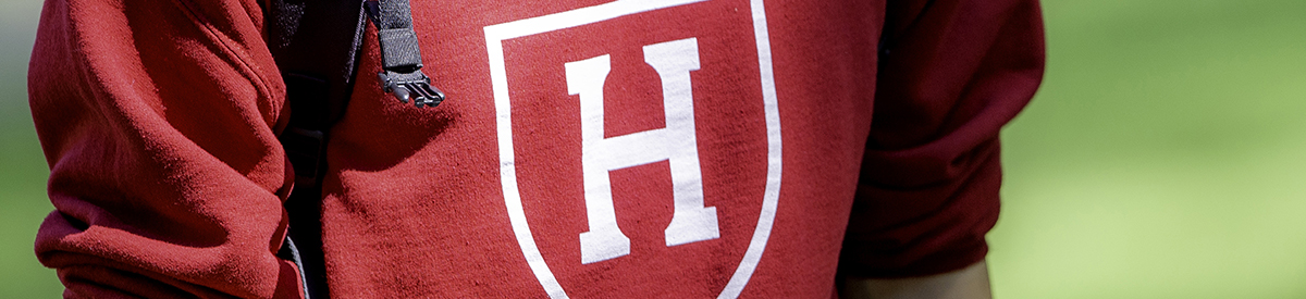 Students walking in Harvard Yard